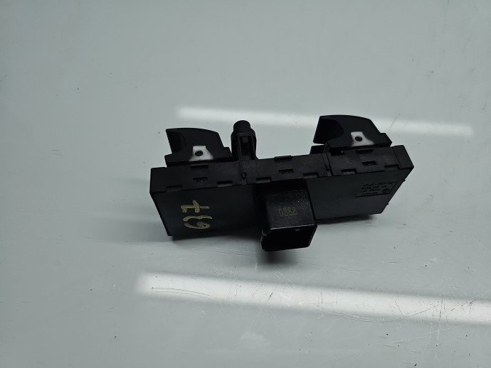 Butoane comanda geamuri sofer Volkswagen Tiguan (5N) [Fabr 2007-2016] 1K4959857B