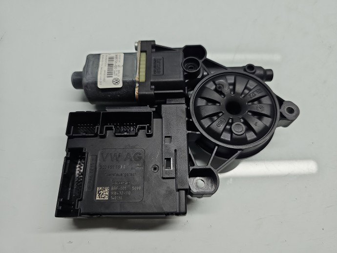 Motoras geam dreapta fata Volkswagen Passat B7 (362) [Fabr 2010-2014] Sedan Facelift 3C0959793C