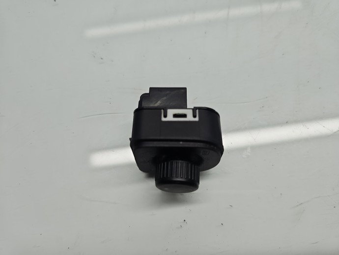 Buton reglaj oglinzi Volkswagen Passat B7 (362) [Fabr 2010-2014] 1K0959565L