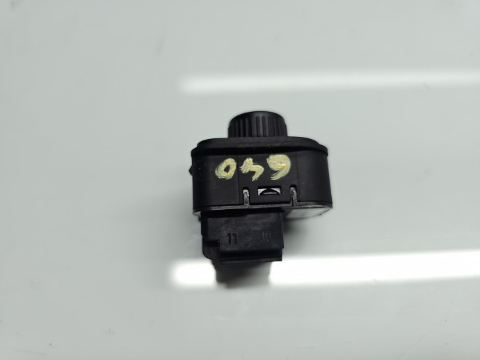 Buton reglaj oglinzi Volkswagen Golf 6 Plus (521) [Fabr 2009-2013] 1K0959565L