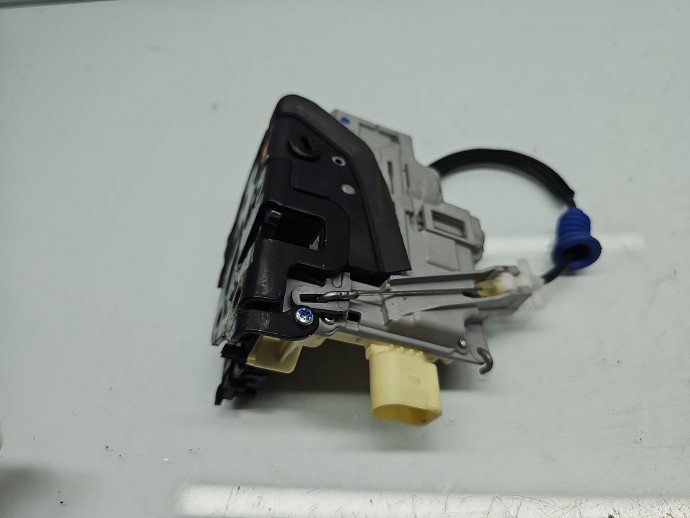 Broasca usa stanga spate Volkswagen Tiguan (5N) [Fabr 2007-2016] SUV 3C4839015A