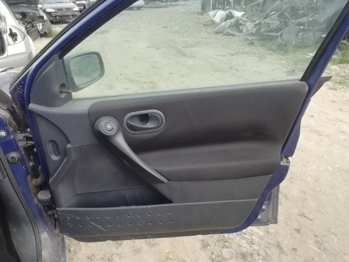 Fata usa dreapta fata Renault Megane 2 1.6 benz OEM 2003-2008