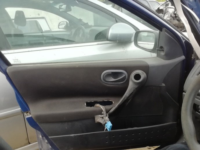 Fata usa stanga fata Renault Megane 2 1.6 benz OEM 2003-2008