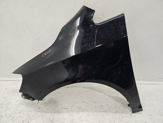 Aripa stanga fata Volkswagen Golf 6 Plus (521) [Fabr 2009-2013] LC9X