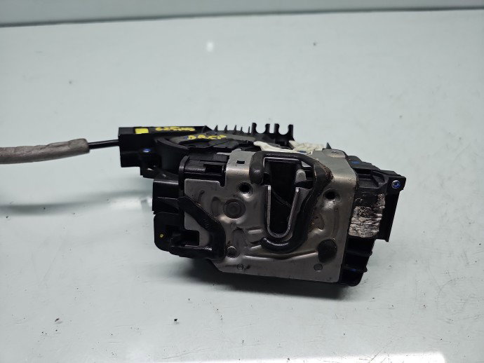 Broasca usa dreapta spate Mercedes Clasa C (W205) [Fabr 2014-prezent] Sedan AMG A0997304200