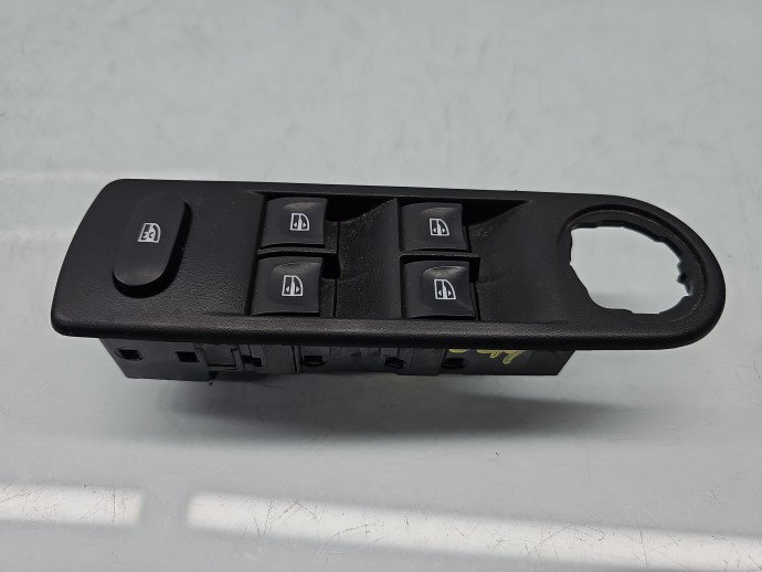 Butoane comanda geamuri sofer Renault Captur (J87) [Fabr 2013-2017] 254113300R