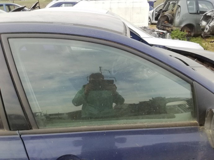 Geam usa dreapta fata Renault Megane 2 1.6 benz OEM 2003-2008
