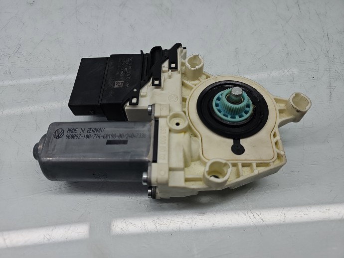 Motoras geam stanga spate Volkswagen Passat B6 (3C2) [Fabr 2005-2010] Berlina 1K0959703