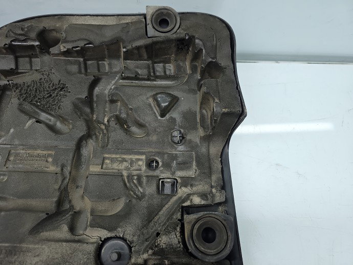 Capac motor Volkswagen Tiguan (5N) [Fabr 2007-2016] 03L103925 2.0 TDI CBAB 103 kW / 140 CP