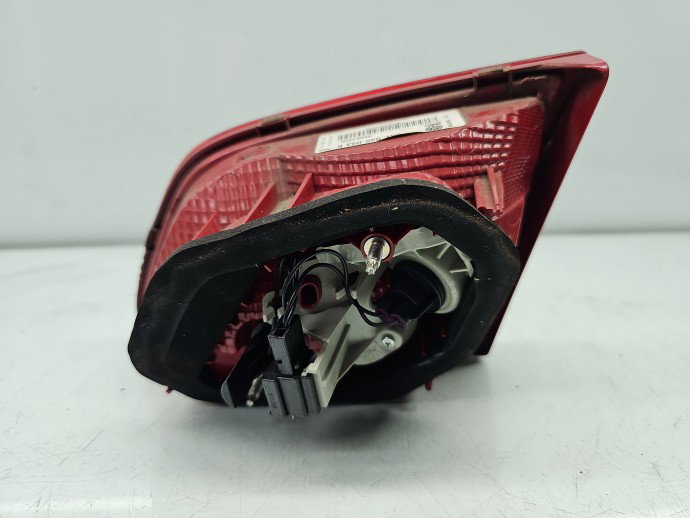 Stop haion stanga Volkswagen Passat B7 (362) [Fabr 2010-2014] Sedan Facelift 3AE945093K