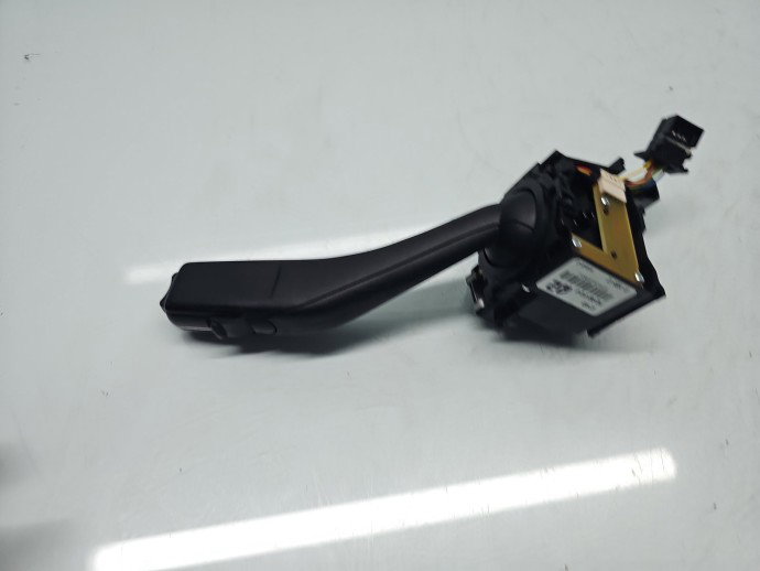 Maneta semnalizare Volkswagen Tiguan (5N) [Fabr 2007-2016] 1K0953513G