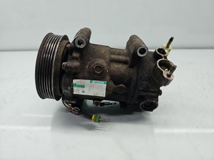 Compresor clima Citroen C4 (I) [Fabr 2004-2011] 9651910980 1.4 Benz KFV 54 kW / 73 CP