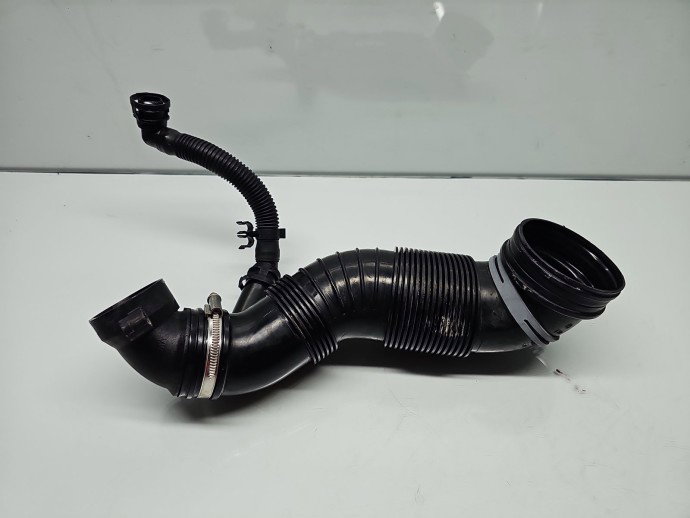 Tub admisie aer AUDI Q3 (8UB) [Fabr 2011-2018] 5N0129656 2.0 TDI CBAB 103 kW / 140 CP