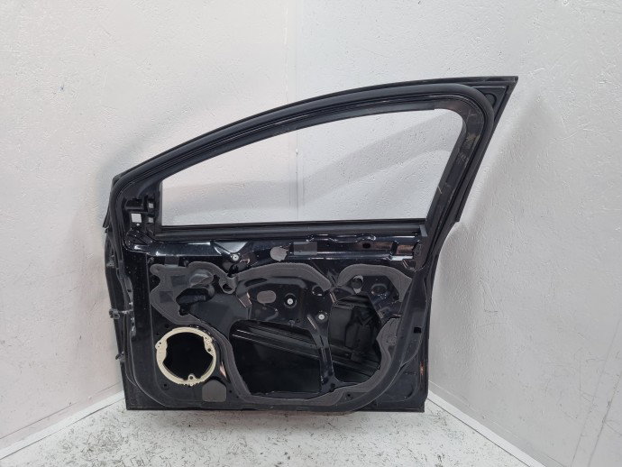 Usa dreapta fata Ford Focus 3 [Fabr 2010-2018] Hatchback PANTHER BLACK