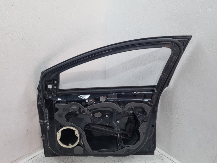 Usa dreapta fata Ford Focus 3 [Fabr 2010-2018] Hatchback PANTHER BLACK