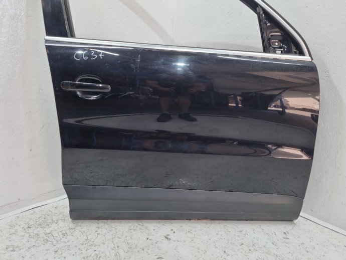 Usa dreapta fata Volkswagen Tiguan (5N) [Fabr 2007-2016] SUV LC9X