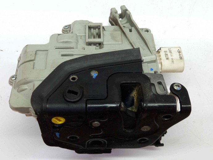 Broasca usa stanga spate 8K0839015 Audi A4 (8K5, B8) [Fabr 2008-2015] 2.0 CAGA