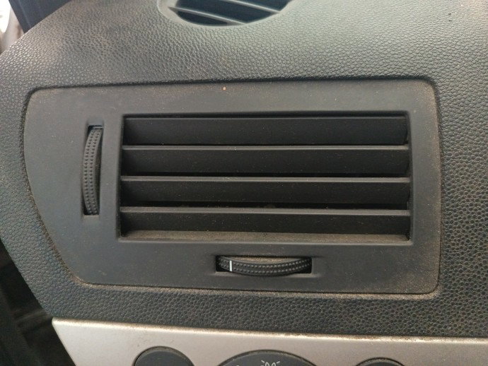 Grila aerisire stanga Opel Astra H [Fabr 2004-2009]