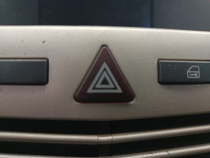 Buton avarii Opel Astra H [Fabr 2004-2009]