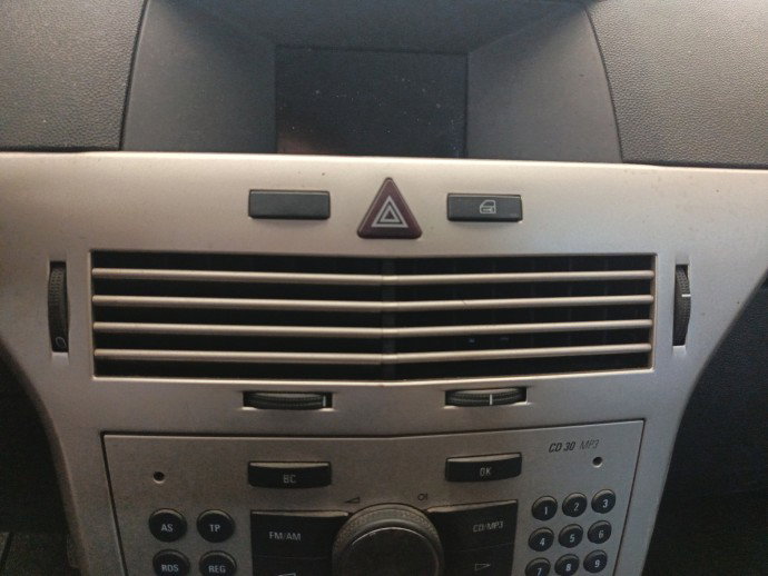 Grila aerisire centrala Opel Astra H [Fabr 2004-2009]