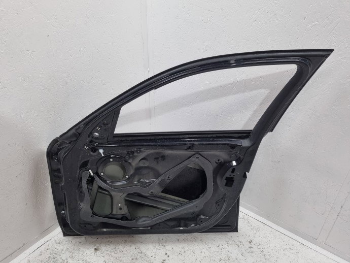 Usa dreapta fata Bmw 1 (F20) [Fabr 2011-2017] Hatchback Facelift Schwarz II 668