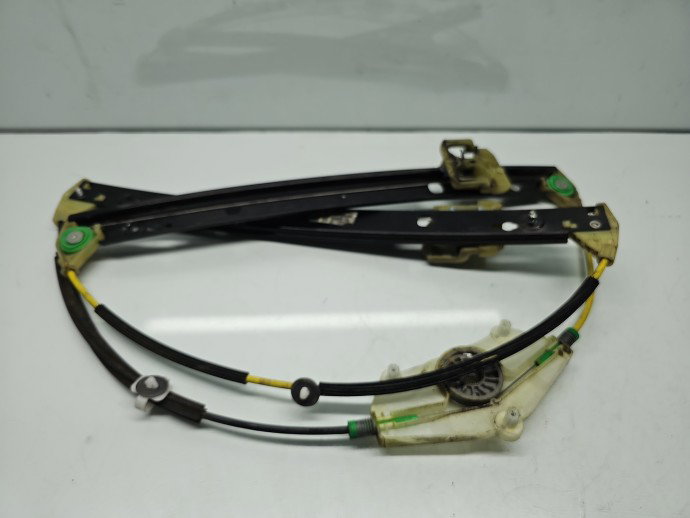 Macara electrica geam dreapta fata AUDI A8 (4H) [Fabr 2010-2017] Berlina Sport 4H0837462A
