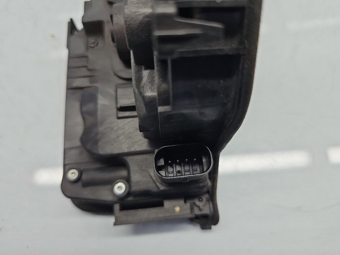 Broasca usa stanga spate Bmw X1 (F48) [Fabr 2016-2022] Break 7281943