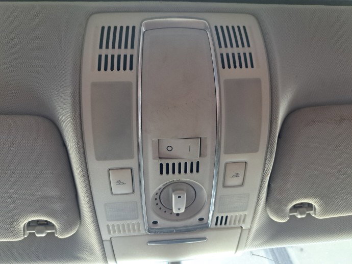 Plafoniera fata AUDI A6 (4F2, C6) [Fabr 2004-2010] Berlina OEM