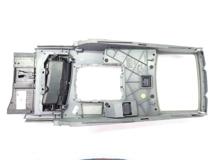 Consola centrala 4F2864261 Audi A6 (4F2, C6) [Fabr 2004-2010] 2.0 BRE