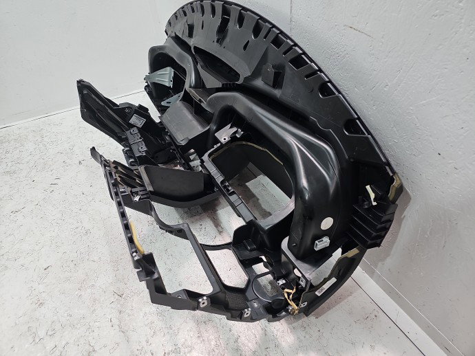 Plansa bord Volkswagen Tiguan (5N) [Fabr 2007-2016] 5N1858295