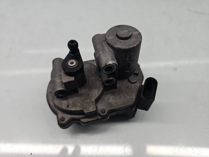 Motoras galerie admisie AUDI A6 (4F2, C6) [Fabr 2004-2010] A2C53106043