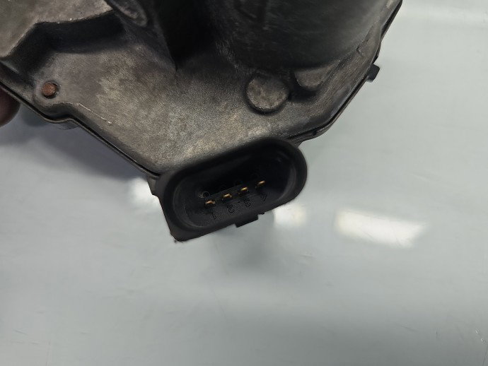 Motoras galerie admisie AUDI A6 (4F2, C6) [Fabr 2004-2010] A2C53106043