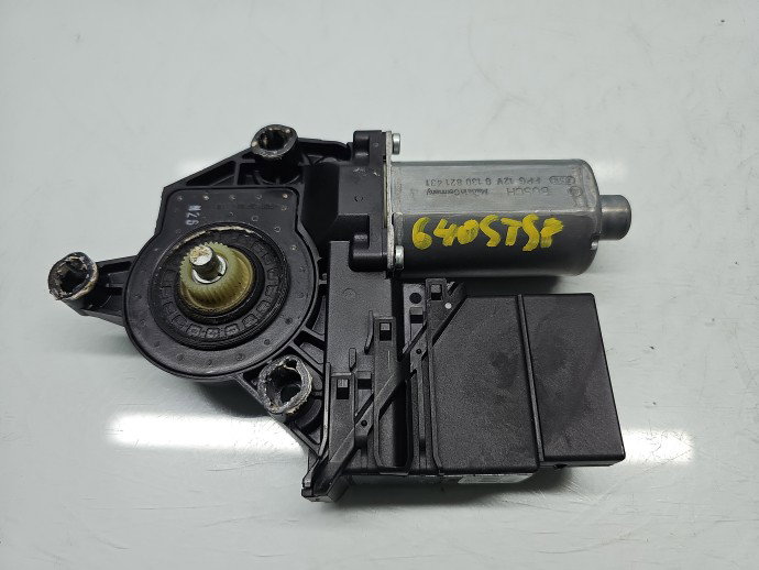 Motoras geam stanga spate Volkswagen Golf 6 Plus (521) [Fabr 2009-2013] 5M0839401F