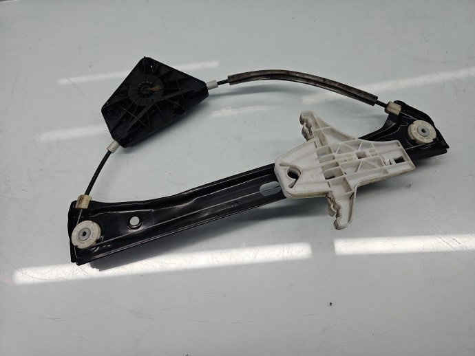 Macara electrica geam dreapta spate Volkswagen Jetta 4 (162,163) [Fabr 2010-2016] Sedan 5C6839462B
