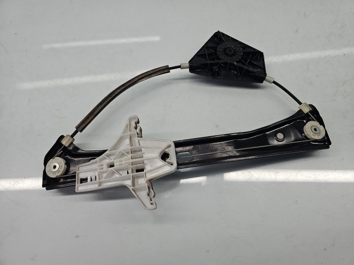 Macara electrica geam stanga spate Volkswagen Jetta 4 (162,163) [Fabr 2010-2016] Sedan 5C6839461B