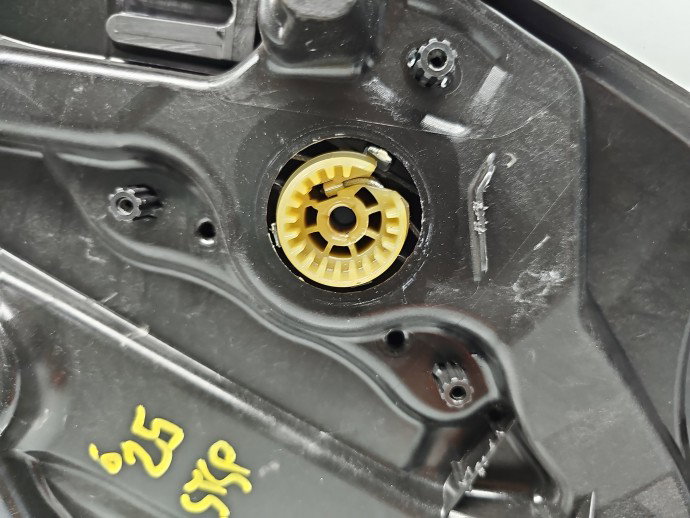 Macara electrica geam stanga spate Mercedes Clasa C (W205) [Fabr 2014-prezent] Sedan AMG A2057300179