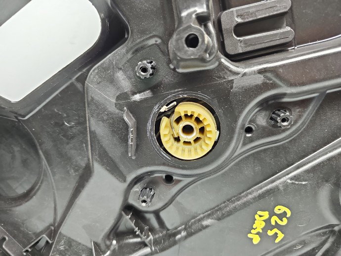 Macara electrica geam dreapta spate Mercedes Clasa C (W205) [Fabr 2014-prezent] Sedan AMG A2057300279