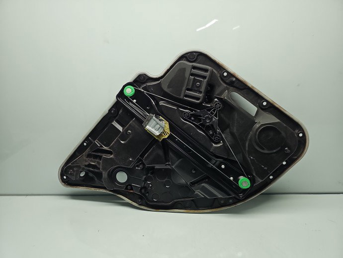 Macara electrica geam dreapta spate Mercedes Clasa C (W205) [Fabr 2014-prezent] Sedan AMG A2057300279