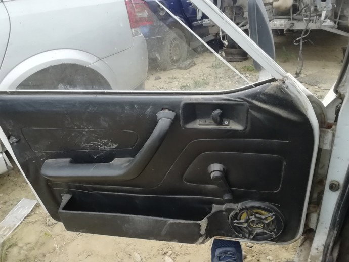 Fata usa stanga Dacia pick-up 1.4 benz OEM 1989-2000