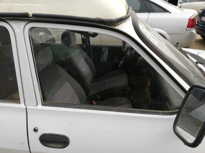 Geam usa dreapta fata Dacia pick-up 1.4 benz OEM 1989-2000