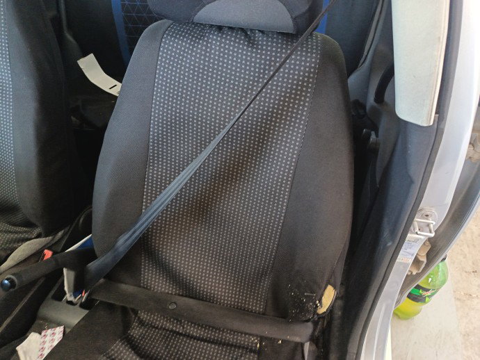 Centura stanga fata Volkswagen Polo (9N) [Fabr 2001-2008]