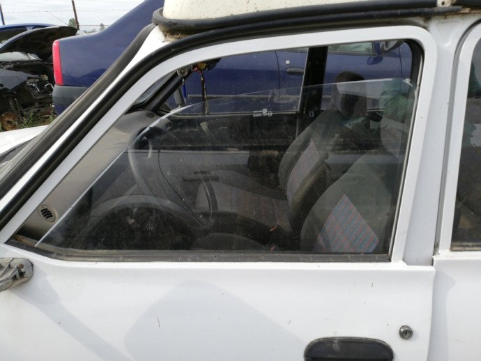 Geam usa stanga fata Dacia pick-up 1.4 benz OEM 1989-2000