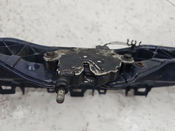 Trager Ford Focus 2 (DA) [Fabr 2004-2012] Break 8M51-8B041-AC