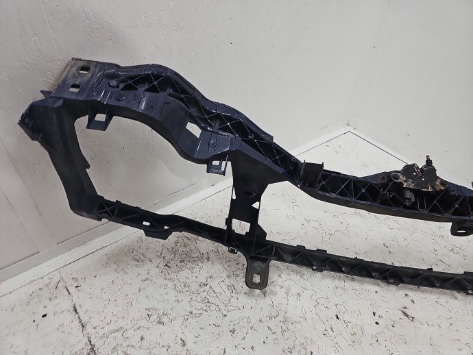 Trager Ford Focus 2 (DA) [Fabr 2004-2012] Break 8M51-8B041-AC