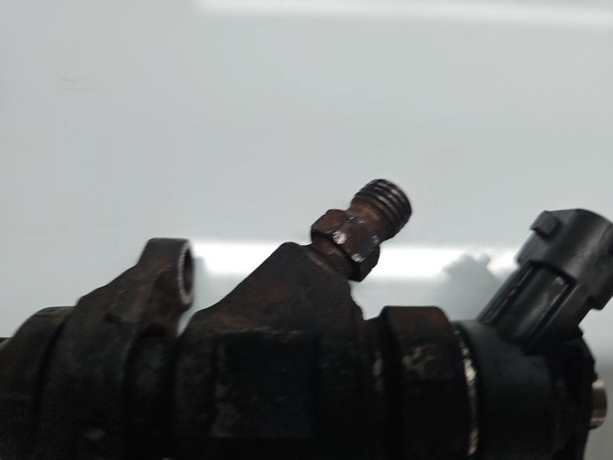 Injector Ford Focus 2 (DA) [Fabr 2004-2012] 9M5Q-9F593-AA 1.6 TDCI G8DD 80KW / 109CP