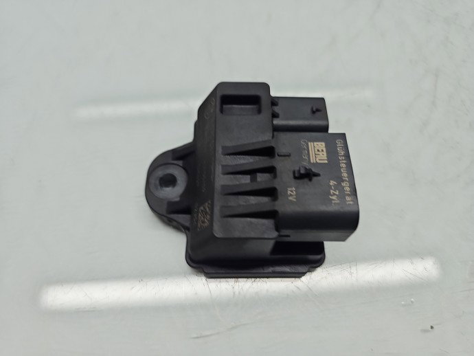Releu Bmw 4 (F32) [Fabr 2013-prezent] 8570087-02