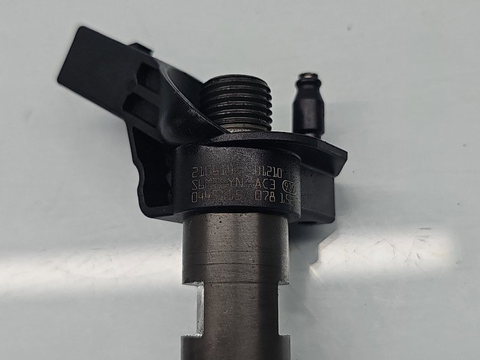 Injector AUDI A8 (4E) [Fabr 2004-2009] 0445115078 3.0 TDI BMK 165KW / 225CP