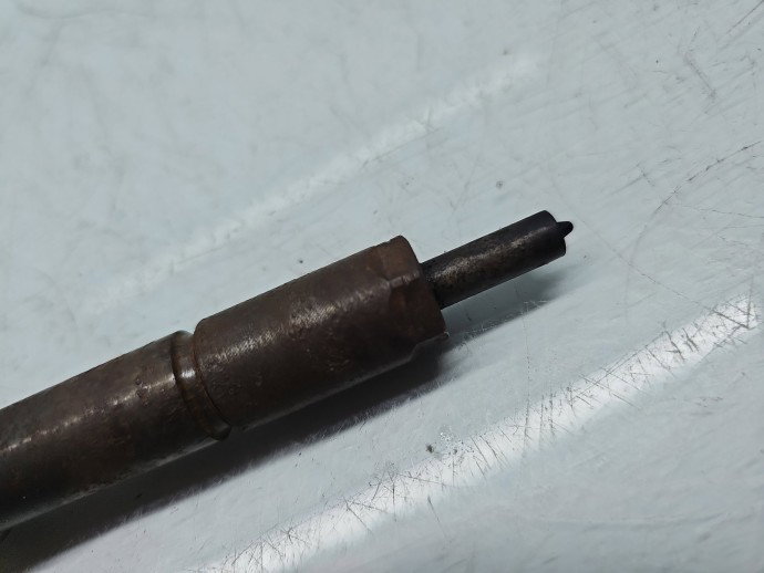 Injector Dacia Logan 2 [Fabr 2012-2020] H8201108033 1.5 CDI 607951 66KW / 90CP