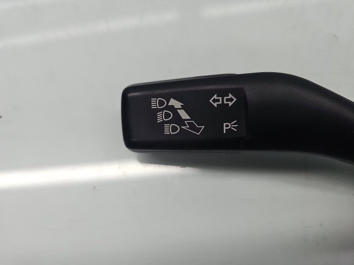 Maneta semnalizare Volkswagen Tiguan (5N) [Fabr 2007-2016] 1K0953513E