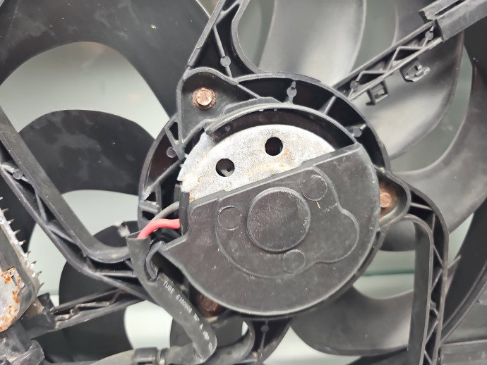Electroventilator Volvo V60 [Fabr 2010-2018] 31368867 2.0 D4204T5 101KW / 137CP
